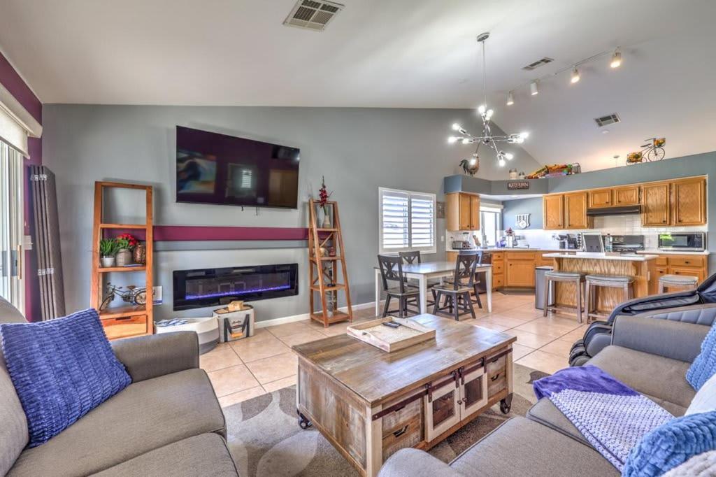 Family Fun For Everyone In Las Vegas- 4 Bedrooms, Billiards, Game Room Хендерсон Экстерьер фото