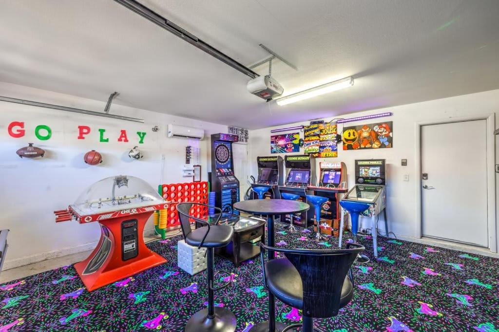 Family Fun For Everyone In Las Vegas- 4 Bedrooms, Billiards, Game Room Хендерсон Экстерьер фото