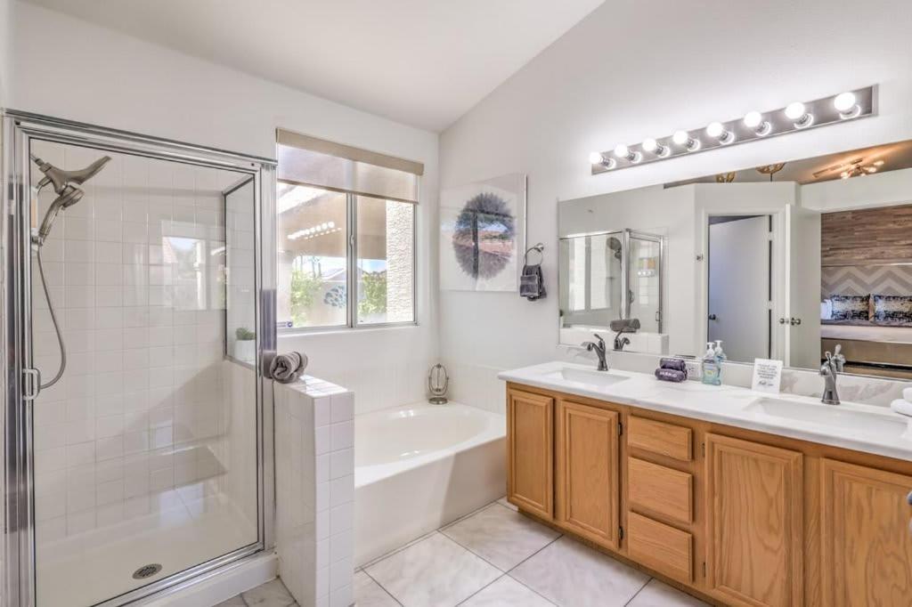 Family Fun For Everyone In Las Vegas- 4 Bedrooms, Billiards, Game Room Хендерсон Экстерьер фото
