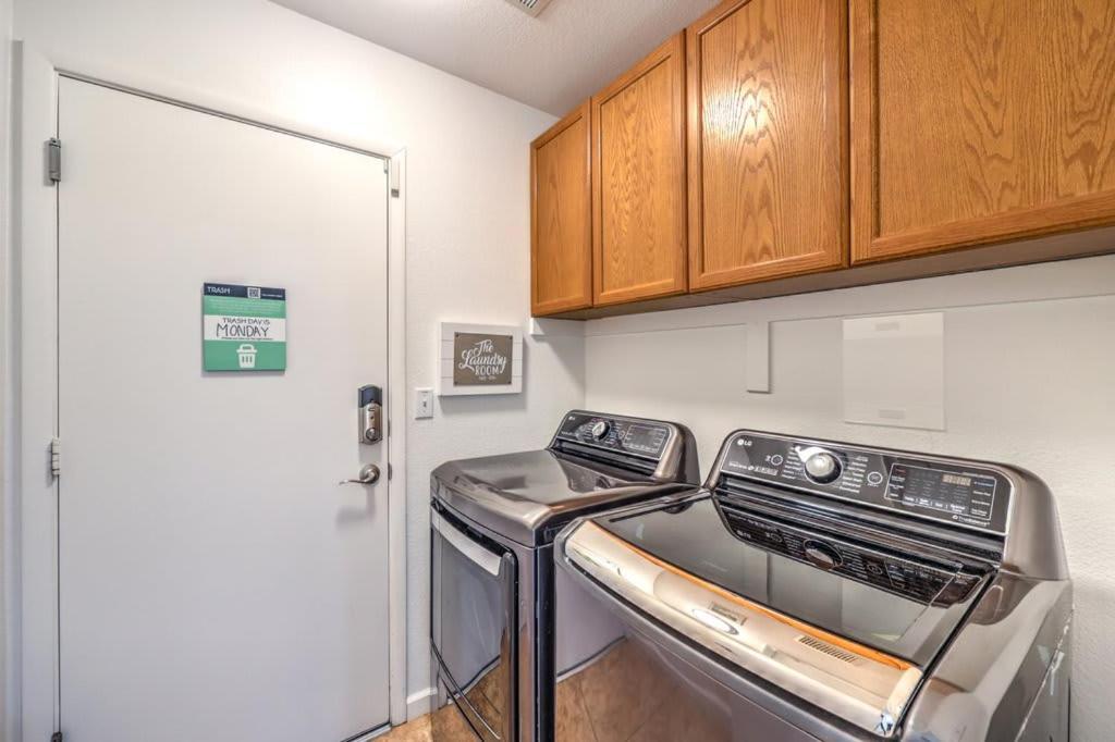 Family Fun For Everyone In Las Vegas- 4 Bedrooms, Billiards, Game Room Хендерсон Экстерьер фото
