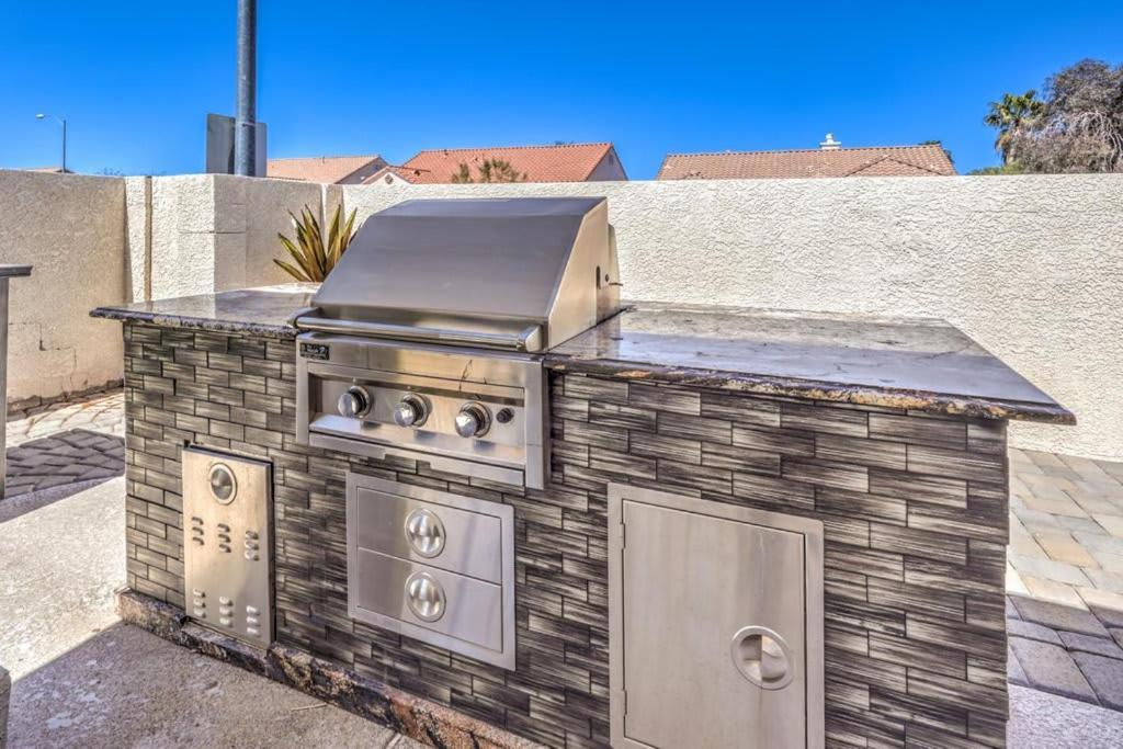 Family Fun For Everyone In Las Vegas- 4 Bedrooms, Billiards, Game Room Хендерсон Экстерьер фото
