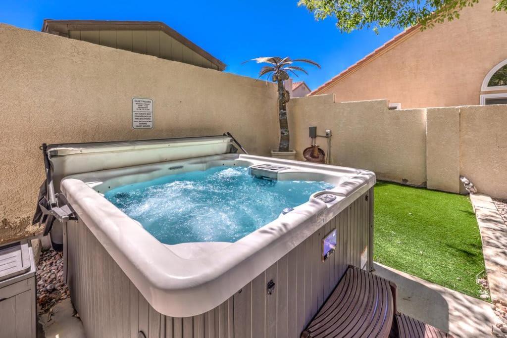 Family Fun For Everyone In Las Vegas- 4 Bedrooms, Billiards, Game Room Хендерсон Экстерьер фото